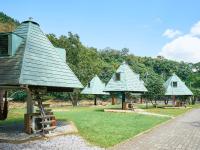 Tree Type House with Shared Bathroom