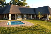 Omukuyu Wildlife Lodge - B&B Otavi