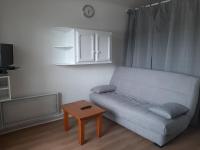 Appartement rénové près de la plage, balcon SUD, quartier animé, parking gratuit - FR-1-239-114 - B&B