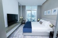 DAMAC MAISON PRIVE - Deluxe Studio With Balcony & Water Canal View - B&B Dubai