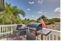 B&B Boynton Beach - Luxury 5 Bedroom House with Heated Pool - Bed and Breakfast Boynton Beach