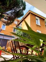 Hôte Stéphanois Studio & parking - B&B Saint-Etienne