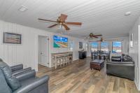 B&B Myrtle Beach - Pet Friendly Beach House! Private Dock On Channel! Private Pool! 5 bedroom - 3 bath! - Bed and Breakfast Myrtle Beach