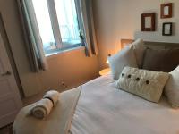 fully equiped Condo, pool and Spa only in summer - B&B Mont-Tremblant