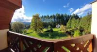 Apartment mit Balkon