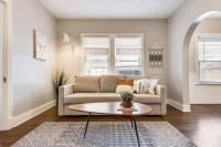 The Belonging Flat on Lower-Greenville Ave - Bed and Breakfast Dallas