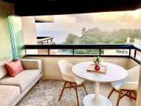 Studio in Cascais -Sea View -Pool - Bed and Breakfast Cascais