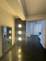 TruRetreats Design Loft für 8 Personen I Riesige Küche I eCharger I 65z SmartTV I 150qm - Chambres d'hôtes Hambourg