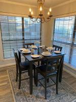 B&B Garland - Lovely 1 bed condo near Lake Ray Hubbard - Bed and Breakfast Garland