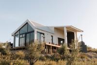 untether on Olive View - B&B