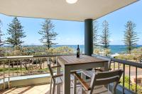 Seapoint Unit 14 32 Victoria Tce Kings Beach - B&B