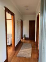 Nilmar Ave - Central Cozy 1950s Wodonga 3br Cottage - B&B Wodonga