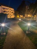 Luxurious Apartment Private Parking 25 MN to Paris - B&B