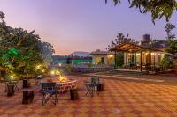 B&B Karjat - SaffronStays Apricus Farm, Karjat - Bed and Breakfast Karjat