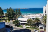 B&B Cronulla - Spectacular Waterfront Views Discover the Hidden Gem of Cronulla with our Rare 3 Bedroom Apartment with Free Parking - Bed and Breakfast Cronulla