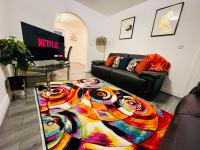 Plantsbrook Place - Luxury 4 bed House + Parking - B&B Birmingham