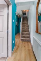 Hornsey House - 5 Bedroom, 4 Bathroom sleeping 10 - B&B Liverpool