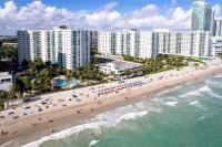 Luxury Beachfront Family-Friendly Condo - B&B