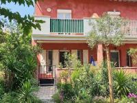 Appartement T2 à Argelès-sur-Mer, 3 couchages, à 150m de la mer, proche commerces, parking inclus - FR-1-388-78 - B&B
