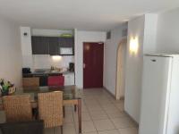 Appartement T2 Climatisé, Terrasse de 23m², Piscine, Parking, à 100m de la Plage, Argelès-sur-Mer - Chambres d'hôtes Argelès-sur-Mer