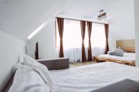 Quadruple Room with Mountain View
