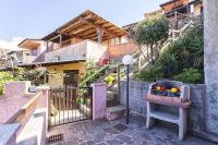 Costa Verde, Torre dei Corsari with a terrace overlooking the sea and close to the pristine dunes - Chambres d'hôtes Torre dei Corsari