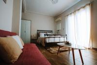 3 Bros Studio - Bed and Breakfast Chalkis