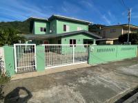 Arlene's Nest Diego Martin - 3 Bedroom 1 & half bath Cozy Apt - B&B Diego Martin