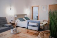 Deluxe Doppelzimmer (2 Erwachsene & 1 Kind)