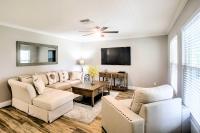Naples Home w/ Lanai & Pool Near Vanderbilt Beach! - B&B Naples