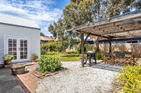 'Balmoral Cottage' A Kingston Beach Escape - B&B Kingston Beach