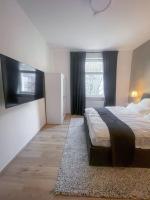 Modern Cozy apt. -with 2 TV, Netflix and work desk - Bed and Breakfast Essen
