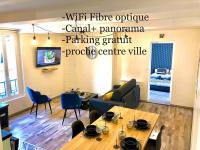 Le Black and Wood, proche centre, parking gratuit. - B&B