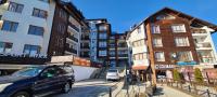 Modern & Cozy 2BD Apartment with Mountain View - B&B