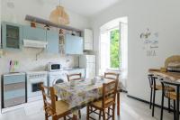 Le Rose di Villa Vittoria nel verde a pochi minuti di auto dalle spiagge - Ferienwohnung Borgonovo