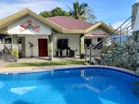 B&B Cauayan City - VickyBella's FUNadise Private Resort - Bed and Breakfast Cauayan City