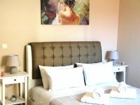 Odyseia Apts ΙI at the Center of the City & Old Town - Chambres d'hôtes La Canée