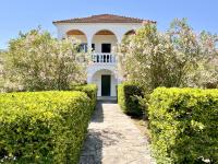 B&B Astrakeri - Astra Beach House by DadoVillas - Bed and Breakfast Astrakeri