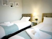 B&B Rothwell - Davis House - 6 Beds, Sleeps up to 7 - Bed and Breakfast Rothwell