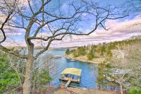 B&B Rocky Mount - Dreamy Rocky Mount Lake House with Boat Dock! - Bed and Breakfast Rocky Mount