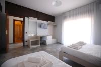 Chambre Triple avec Salle de Bains Privative Séparée