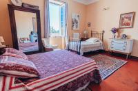 Double or Twin Room with Mountain View