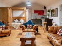 B&B Glanamman - Ty Afon Arch - Uk38515 - Bed and Breakfast Glanamman