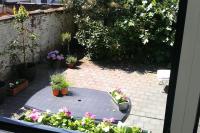 B&B Antwerp - charming house with 3 bedrooms & terrace 10 minutes from city centre - Bed and Breakfast Antwerp