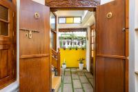 The Barracks Cochin - Bed and Breakfast Kochi