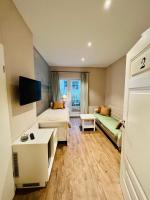 Single Room with Terrace
