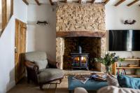 B&B Adlestrop - Charming 17th Century Cotswold Cottage - Bed and Breakfast Adlestrop