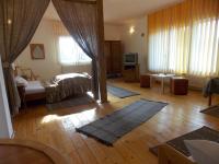 Quadruple Room with Private Bathroom