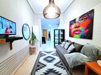 Calle Mayor next to beach - B&B Alicante