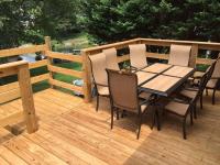 Lake Norman Experiences Waterfront Cottage with Boat Rental and Private Bar - B&B